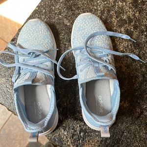 Adidas cloud form. Never worn. Women’s 8.5